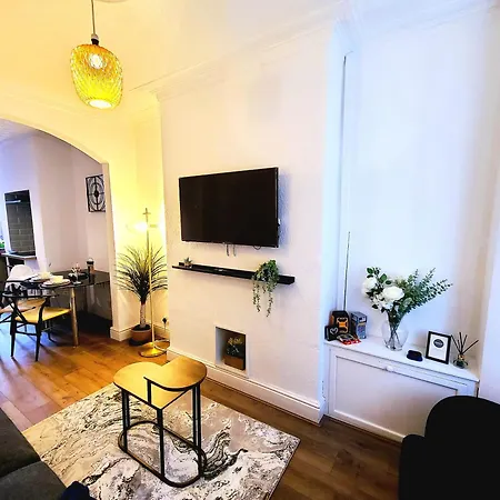 Central Manchester Modern Cosy Home 2 Bed 2 Baths Exterior foto